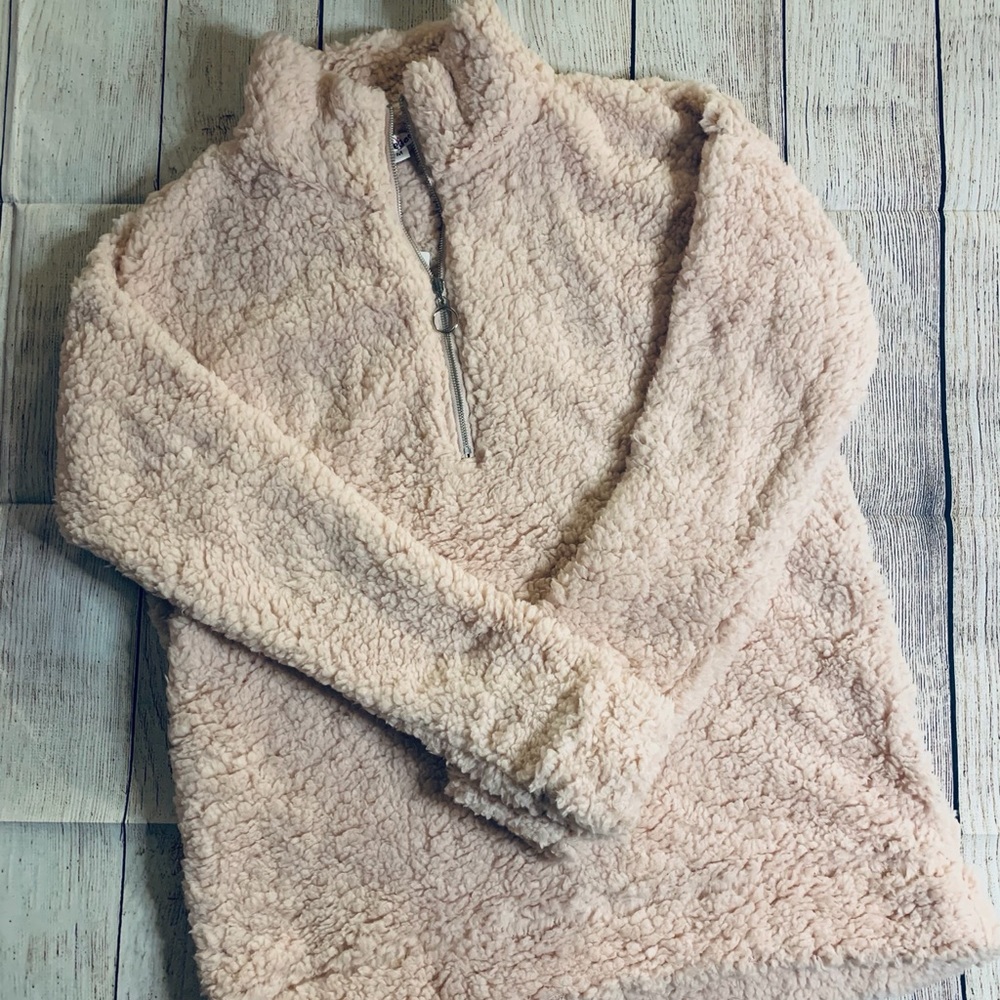 Blush women’s Sherpa Pullover